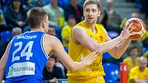 BK Opava – USK Praha 72:57 (24:11, 42:26, 59:44)