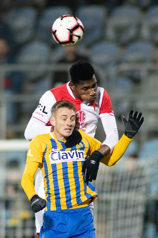 Opava - Zápas 17. kola FORTUNA:LIGY mezi SFC Opava a SK Slavia Praha 3. prosince 2018 na Městském stadionu v Opavě. Jakub Janetzký (SFC Opava).