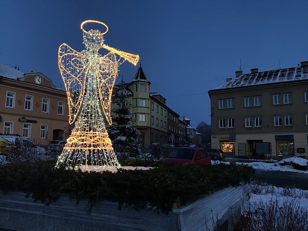 Vánoční výzdoba ve Vítkově. Prosinec 2021, Vítkov.