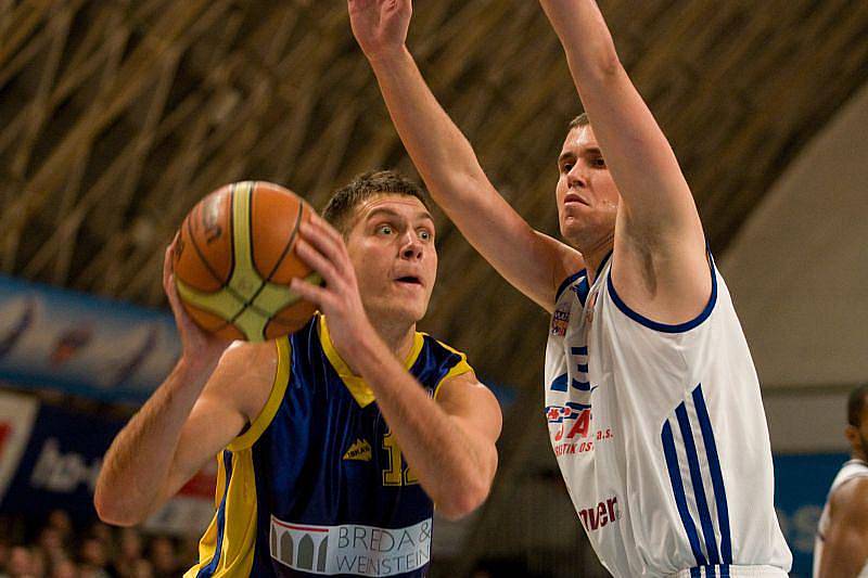 NH Ostrava - BK Breda & Weinstein Opava 89:77