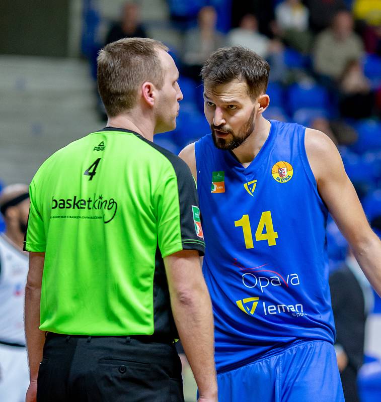 BK Opava - ČEZ Basketball Nymburk 79:81