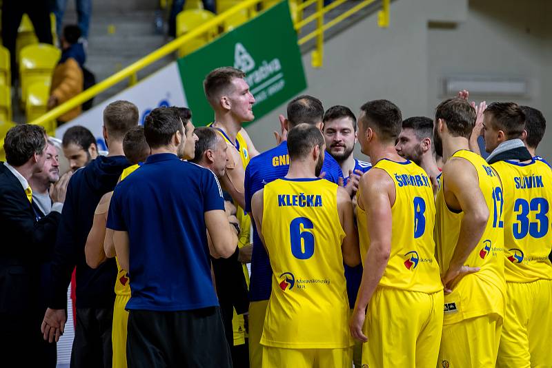 BK Opava - New Heroes Den Bosch 88:72