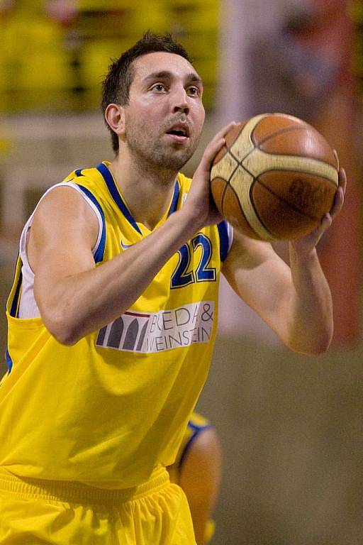 BK Breda & Weinstein Opava - ČEZ Basketball Nymburk 57:94