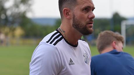 Petr Zapalač teprve na konci dubna oslavil 35. narozeniny. Do nové sezony přesto povede Otrokovice jako hlavní trenér.