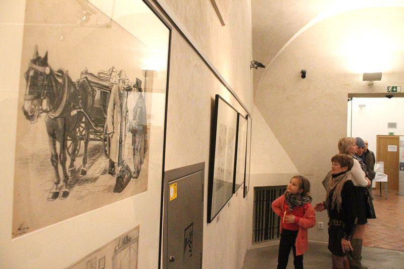 Vernisáž výstavy Josef Lada přilákala do útrob opavského Domu umění desítky návštěvníků.