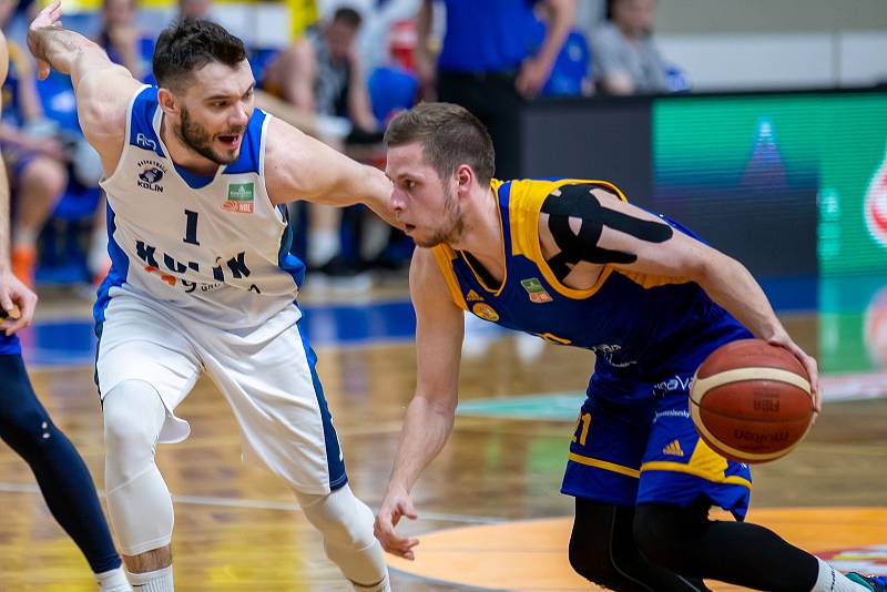 BK Opava-BC Geosan Kolín 87:67