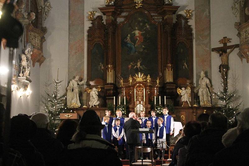 Česká mše vánoční Jakuba Jana Ryby v kostele sv. Vojtěcha v prosinci 2017.