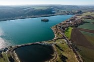 Hlučínské jezero z dronu. Květen 2022, Hlučín.