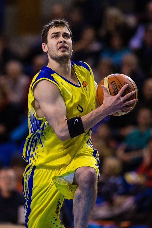 BK Opava – USK Praha 78:54