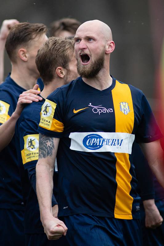 Pardubice - Zápas Fortuna národní ligy FK Pardubice - SFC Opava 8. dubna 2018. Tomáš Smola - o, gól.