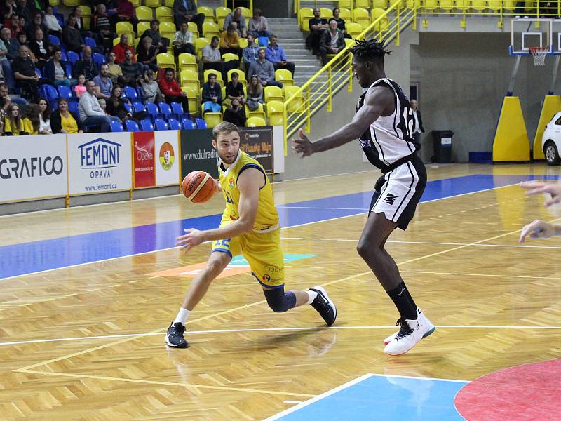 BK Opava – Egis Körmend 116:56