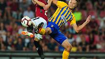 Fotbalové utkání Fortuna ligy mezi celky AC Sparta Praha a SFC Opava 21. července v Praze. Srdjan Plavšič vs. Dominik Simerský.