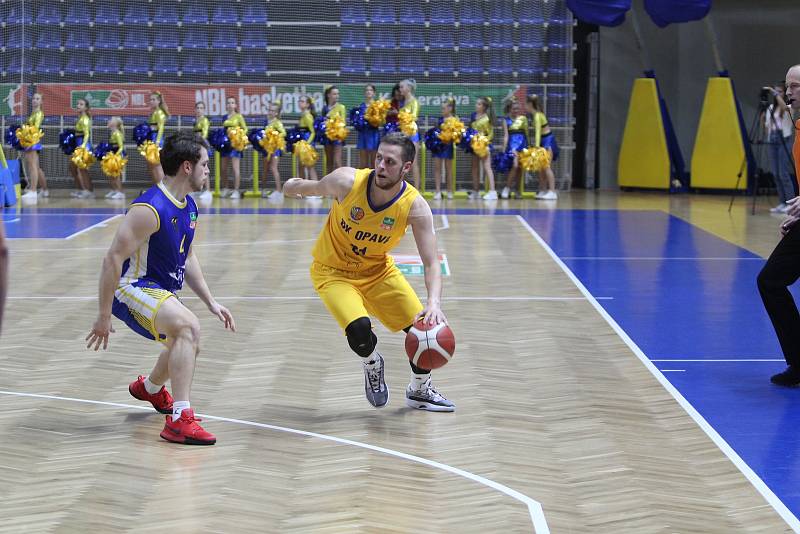 Opavští basketbalisté porazili Jindřichův Hradec 95:71