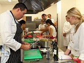 Gastronomické centrum v Opavě nabízí zájemcům různé druhy kurzů a zážitkových večerů.