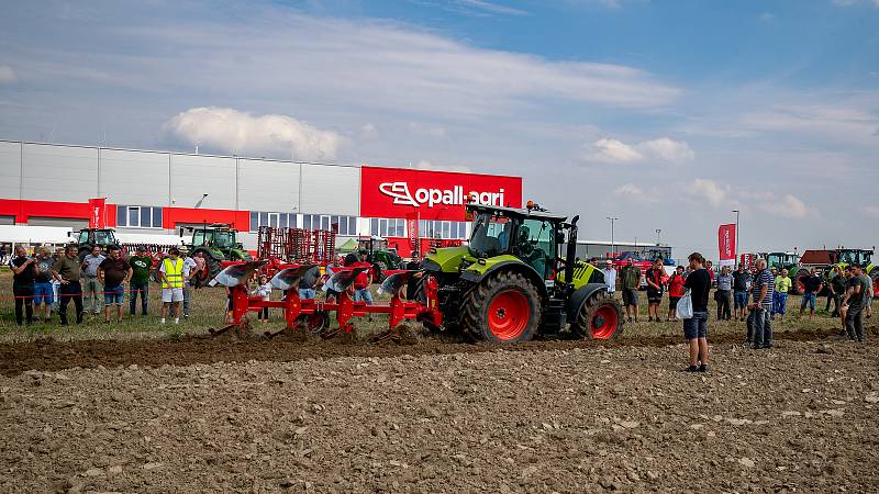 Polní den OPaLL - AGRI, Dolní Životice, září 2022.