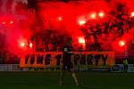 Opava - Zápas 9. kola Fortuna národní ligy (FNL) mezi SFC Opava a FC Sellior & Bellot Vlašim hrané v Opavě 23. září 2017. Fanoušci SFC Opava, transparent, choreo