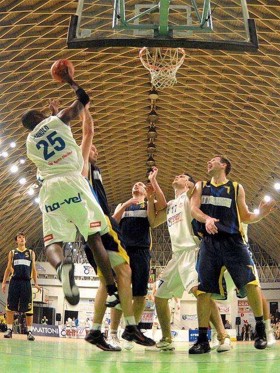 NH Ostrava - BK Opava 79:68