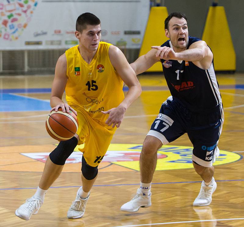 BK Opava – NH Ostrava 111:78