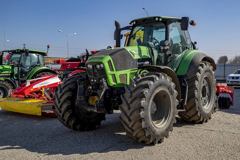 Agroservis - zemědělská technika.