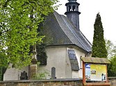 Vedle moderních sakrálních staveb lze na Opavsku najít i ty z dávné minulosti. Mezi ně patří také kostel sv. Petra a Pavla v Kružberku, který pochází z 1. poloviny 14. století a řadí se tak mezi nejstarší dochované kostely ve Slezsku.