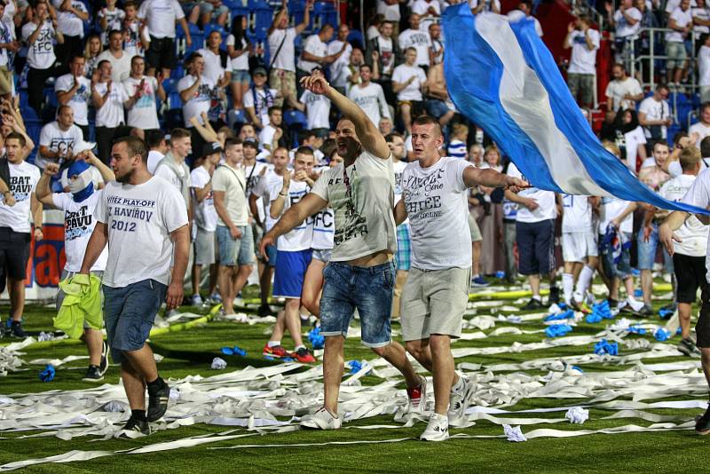 Fanoušci Baníku Ostrava a Slezského FC Opava při derby. Ilustrační foto.