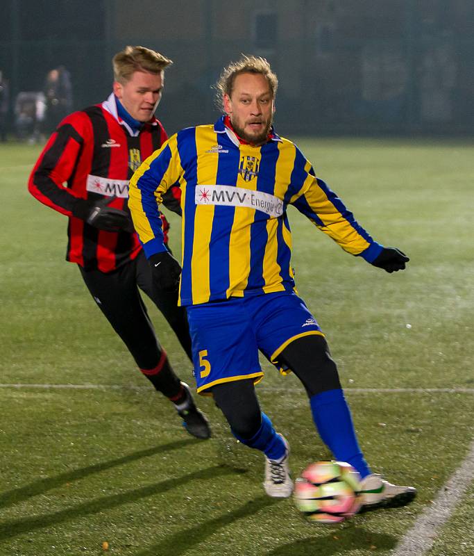 Vánoční utkání SFC - stará garda Slezského FC vs. výběr mládežnických trenérů klubu.