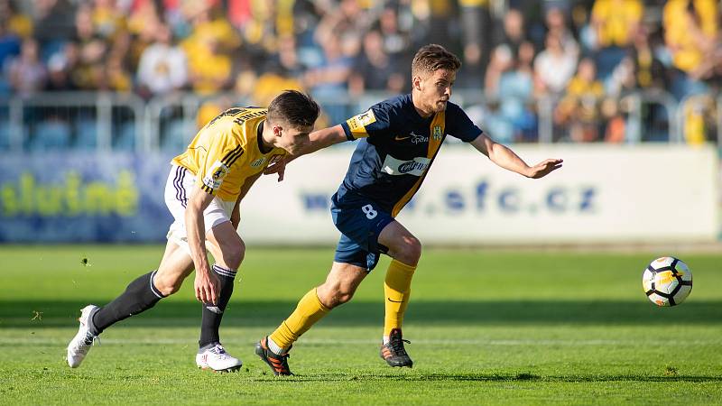 Zápas 26. kola Fortuna národní ligy SFC Opava - FK Dynamo České Budějovice 5. května 2018 v Opavě. Tomáš Jursa - o.