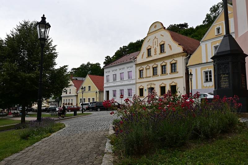 Štramberk je častým cílem turistů, kteří touží po výhledech i historii.