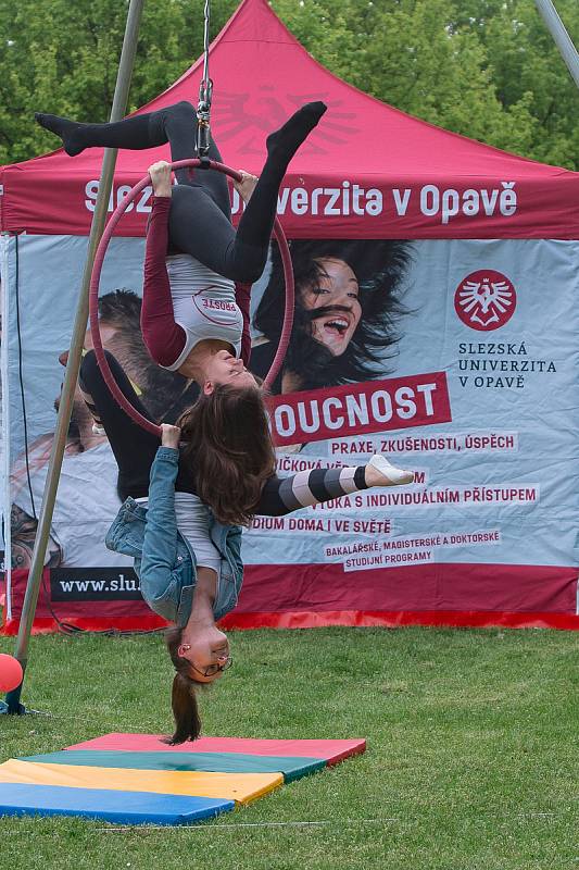 Takový byl Opavský majáles v roce 2019. Open Air festival pod širým nebem v Městských sadech.