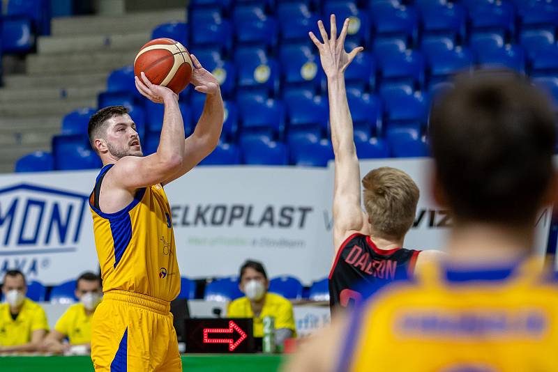 BK Opava-ERA Basketball Nymburk 74:99