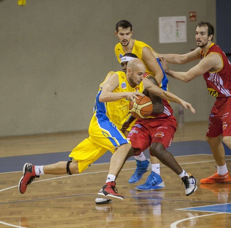 BK Opava – BK JIP Pardubice 71:92