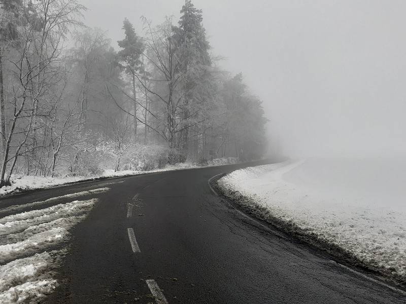 Dubnový sníh v Jakubčovicích a okolí, 13. dubna 2021.