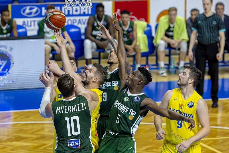 BK Opava – Nanterre 92 74:67.