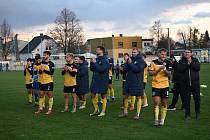 Kravaře si budou udobřovat fanoušky