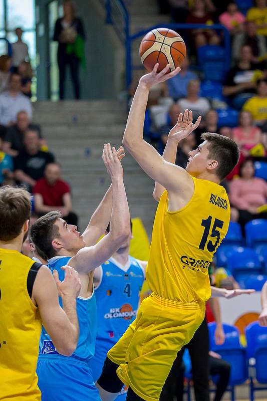 BK Opava-BK Olomoucko 93:63. Opava postupuje.