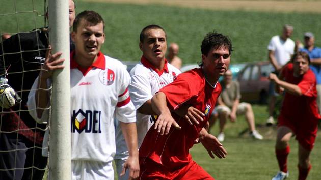 Hradečtí fotbalisté vyšli tentokrát bodově naprázdno. V Jakubčovicích prohráli 3:0.