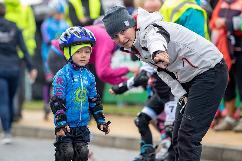 Akademické MČR v inline ½ maratonu. Závody na kolečkových bruslích pro širokou veřejnost.