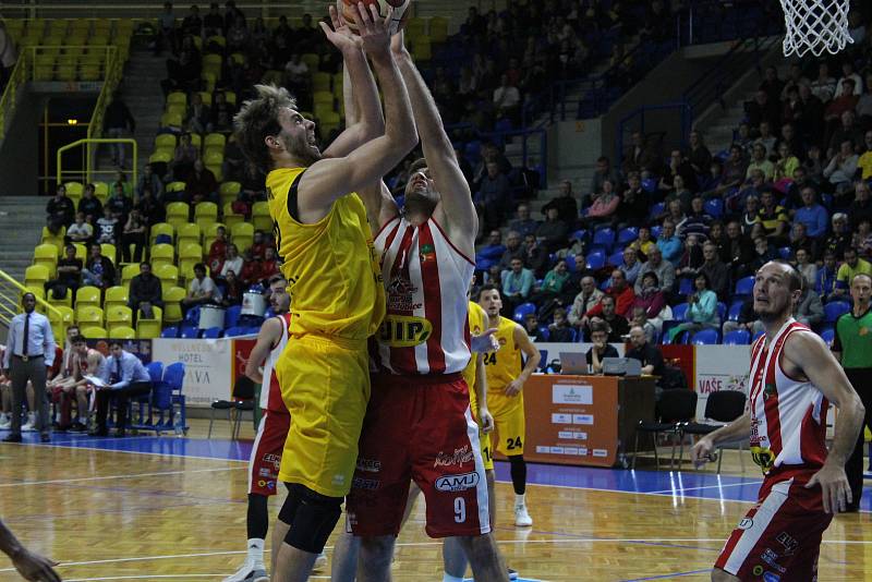 KOOPERATIVA NBL: BK Opava – Pardubice 85:86 (29:20, 52:44, 67:59)