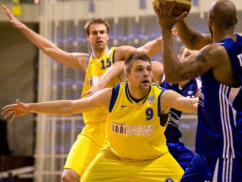 BK Breda & Weinstein Opava - Karma Basket Poděbrady 93:84