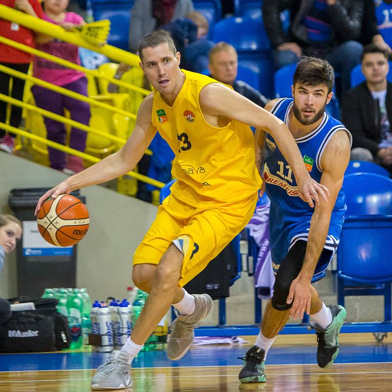 BK Opava – USK Praha 72:57 (24:11, 42:26, 59:44)