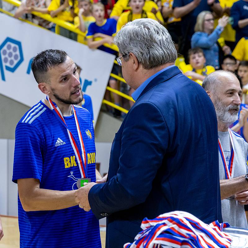 BK Opava - ERA Basketball Nymburk 65:87