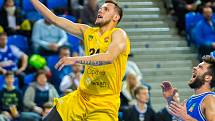 BK Opava – USK Praha 67:56 (19:14, 30:28, 55:37). 