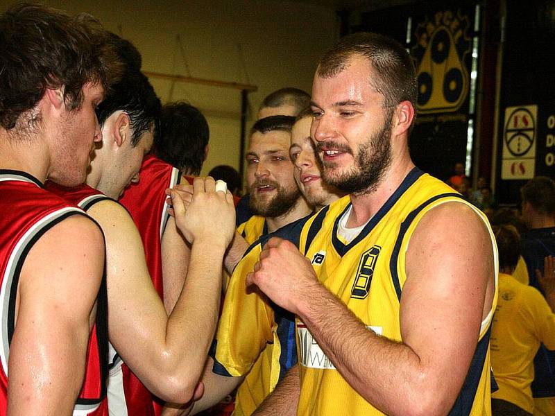 Opavští basketbalisté splnili svou misi a postupují.