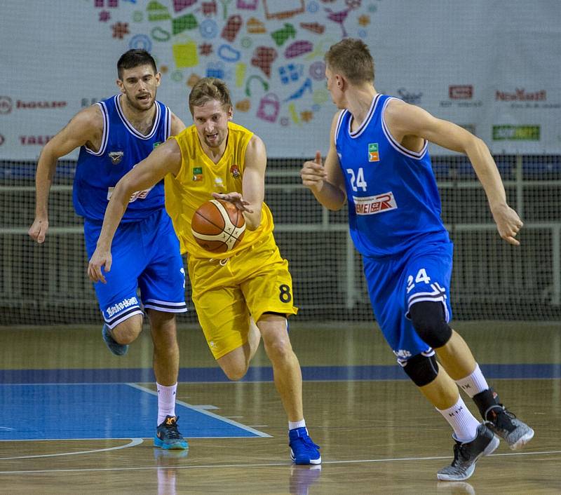 BK Opava – USK Praha 72:71