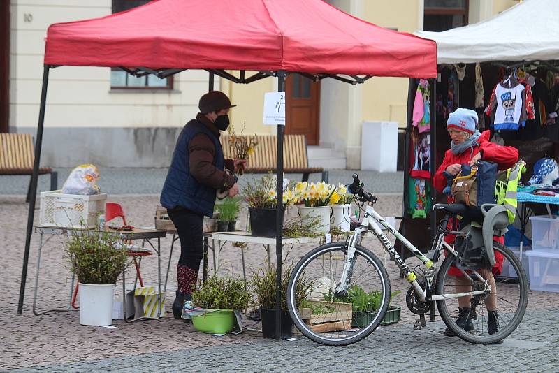 Farmářské trhy na Dolním náměstí.