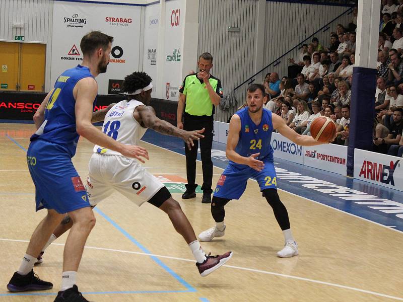 Basketbalové play off (7. zápas): BK Děčín – BK Opava 79:62 (22:15, 38:39, 53:47)