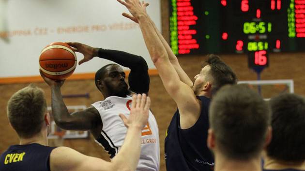 ČEZ Basketball Nymburk - BK Opava 96:67