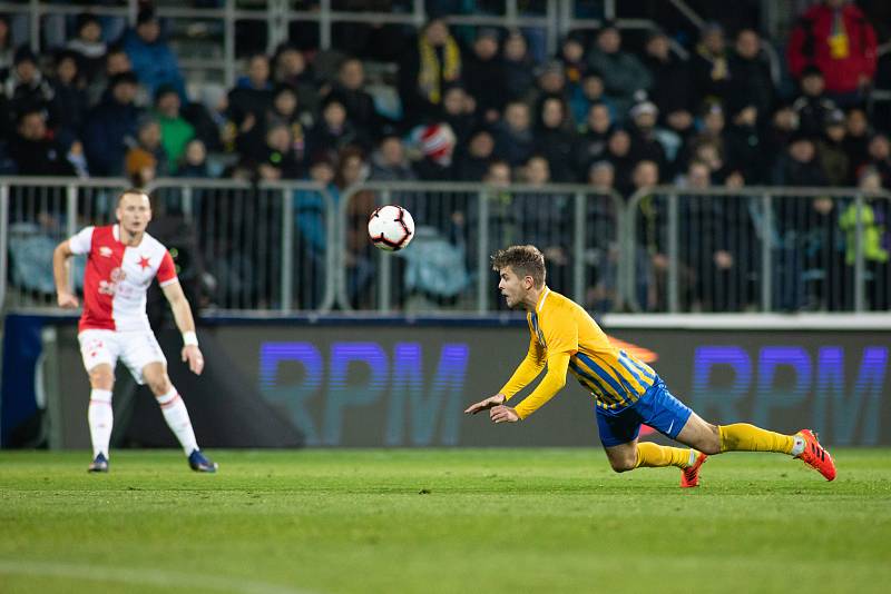 Opava - Zápas 17. kola FORTUNA:LIGY mezi SFC Opava a SK Slavia Praha 3. prosince 2018 na Městském stadionu v Opavě. Tomáš Jursa (SFC Opava).