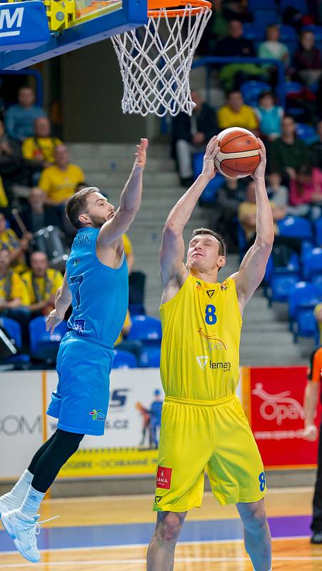 BK Opava - BK Olomoucko 102:92