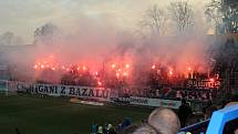 Fanoušci Baníku Ostrava a Slezského FC Opava při derby. Ilustrační foto.